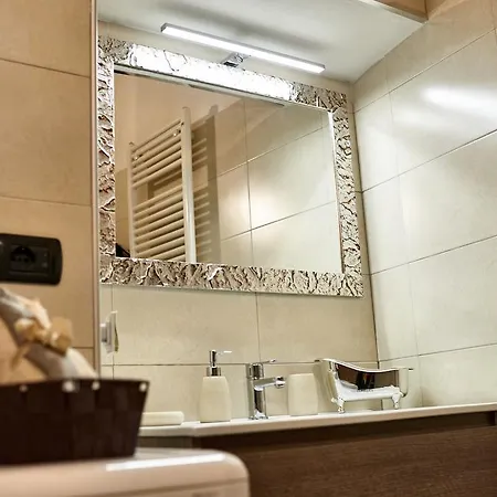 La Perla Sul Di Con Parcheggio アパート *