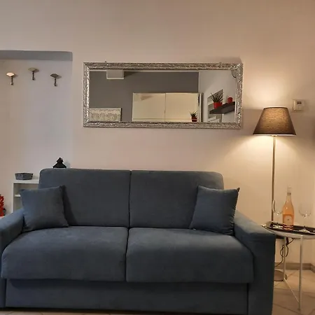 Apartment La Perla Sul Di Con Parcheggio Como