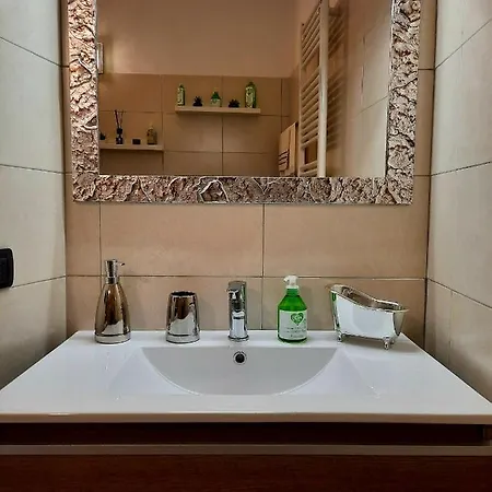 La Perla Sul Di Con Parcheggio Como