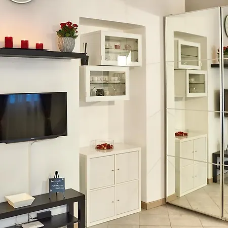 Apartman La Perla Sul Di Con Parcheggio Como